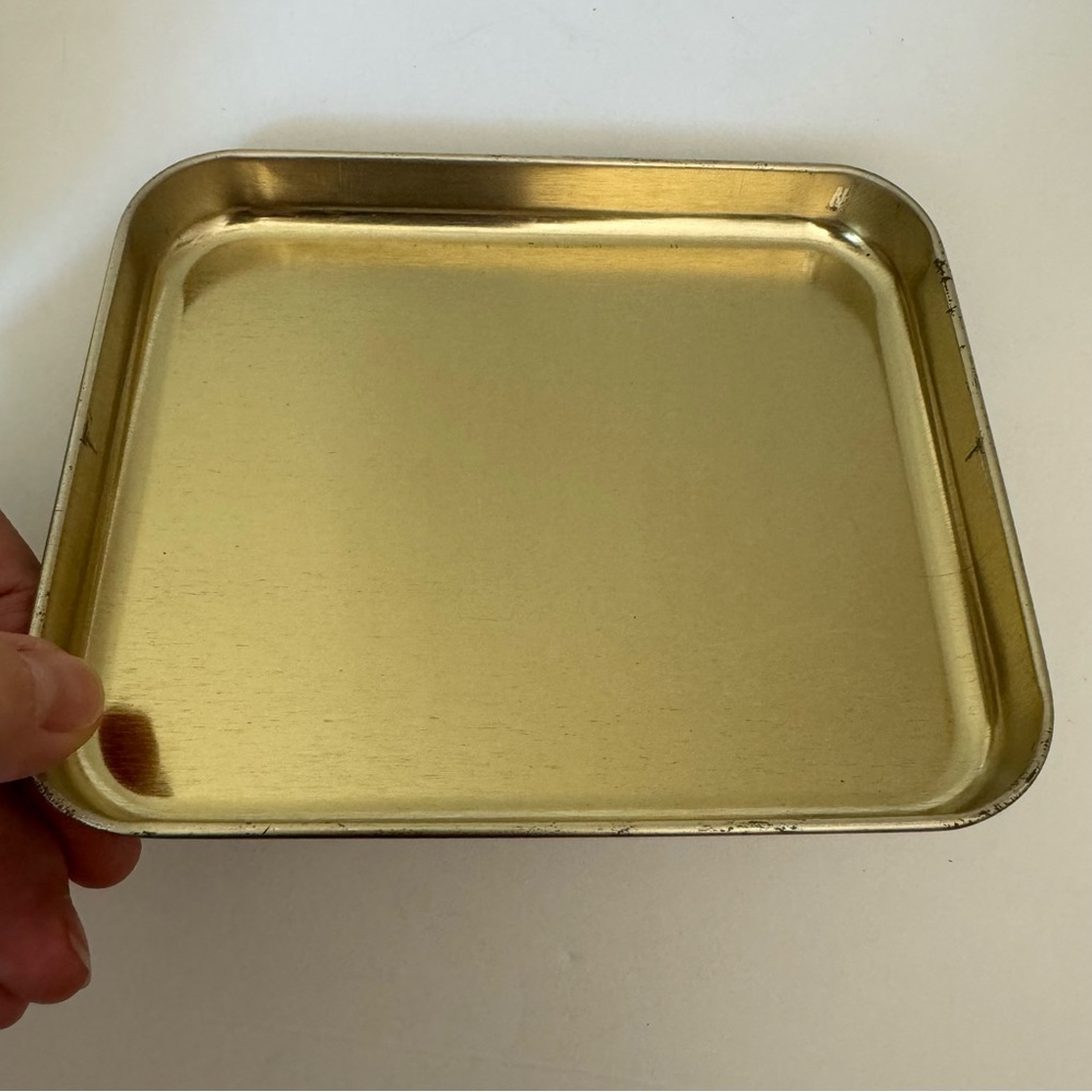 J & P COATS Vintage Tin Sewing Thread Box - Picture 7 of 15